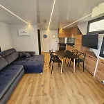 Hausboot Komet Luxus Und Pur Max 5 Pers 보트호텔 *