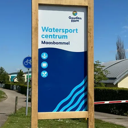 Hausboot Komet Luxus Und Pur Max 5 Pers Bådhotel Maasbommel