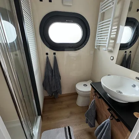 Bådhotel Hausboot Komet Luxus Und Pur Max 5 Pers *