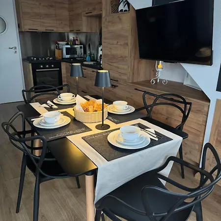 Bådhotel Hausboot Komet Luxus Und Pur Max 5 Pers Maasbommel