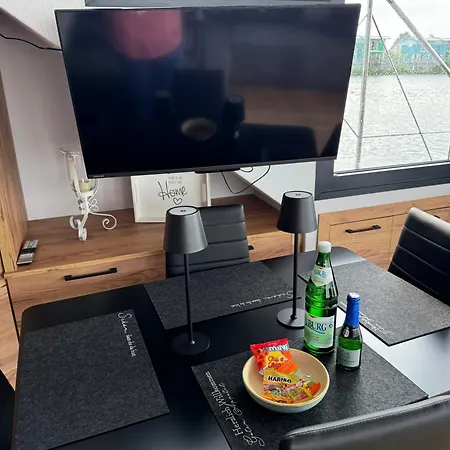 Hausboot Komet Luxus Und Pur Max 6 Pers