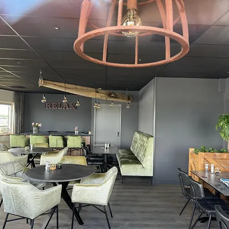 Hausboot Komet Luxus Und Pur Max 5 Pers Bådhotel