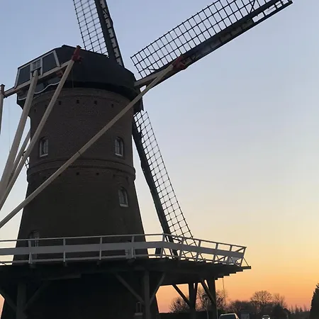 Hausboot Komet Luxus Und Pur Max 5 Pers Maasbommel