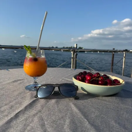 Hausboot Komet Luxus Und Pur Max 5 Pers *