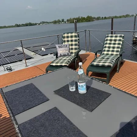 Hausboot Komet Luxus Und Pur Max 5 Pers * Maasbommel