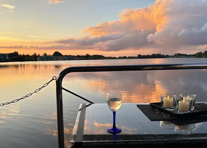 Hausboot Komet Luxus Und Pur Max 5 Pers