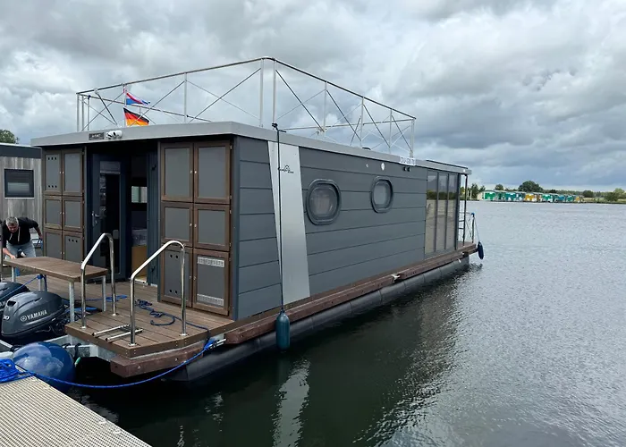 Hausboot Komet Luxus Und Pur Max 5 Pers Båthotell