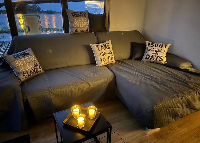 Hausboot Komet Luxus Und Pur Max 5 Pers Maasbommel