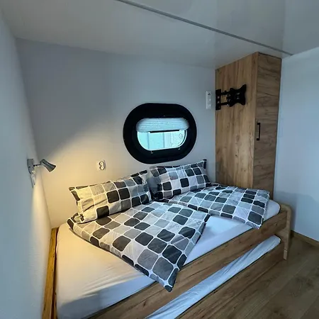 Hausboot Komet Luxus Und Pur Max 5 Pers *