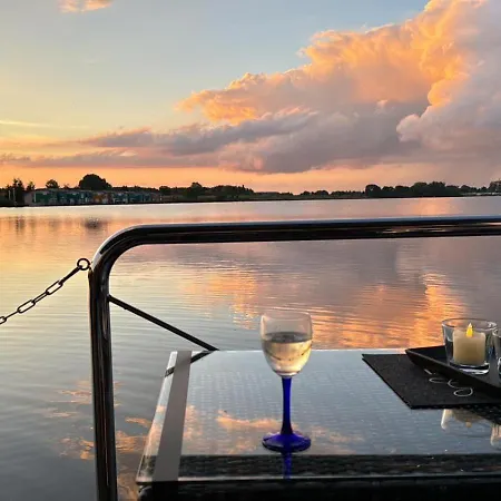 Hausboot Komet Luxus Und Pur Max 5 Pers