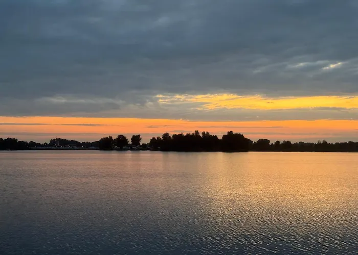 Bådhotel Hausboot Komet Luxus Und Pur Max 5 Pers Maasbommel