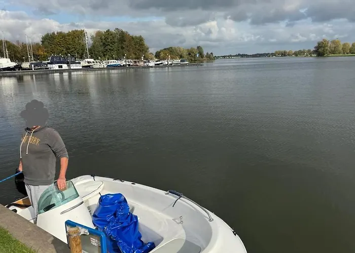 Hausboot Komet Luxus Und Pur Max 5 Pers Bådhotel Maasbommel